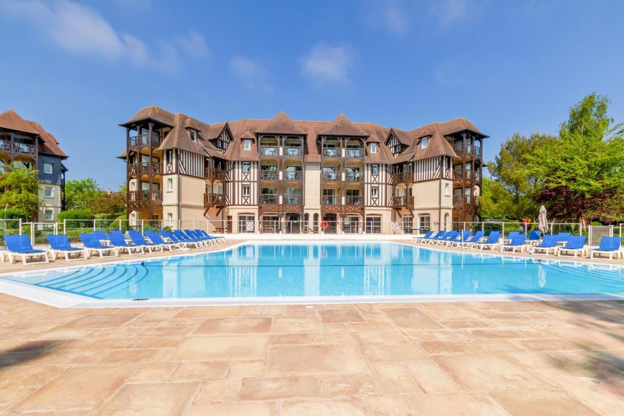 Bel Appartement Cosy En Residence Avec Piscine Deauville Zewnętrze zdjęcie